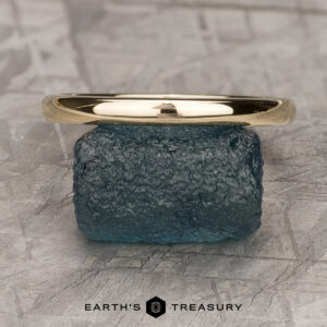 The Custom-Fit Straight Band in 14k yellow gold