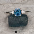 The “Selene” Ring in platinum with 0.84-Carat Montana Sapphire