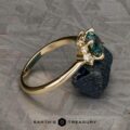 The "Lipara" ring in 14k yellow gold with 1.60-carat Montana sapphire