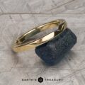 The Custom-Fit Notch Band in 18k yellow gold