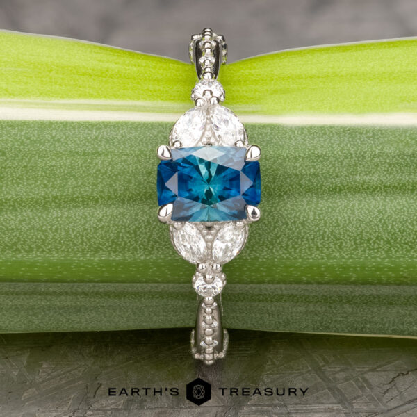 The Ornate "Cattleya" ring in platinum with 1.49-carat Montana sapphire