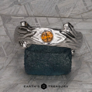 The Wide "Twyg" Sapphire Ring in 14k white gold with orange sapphire