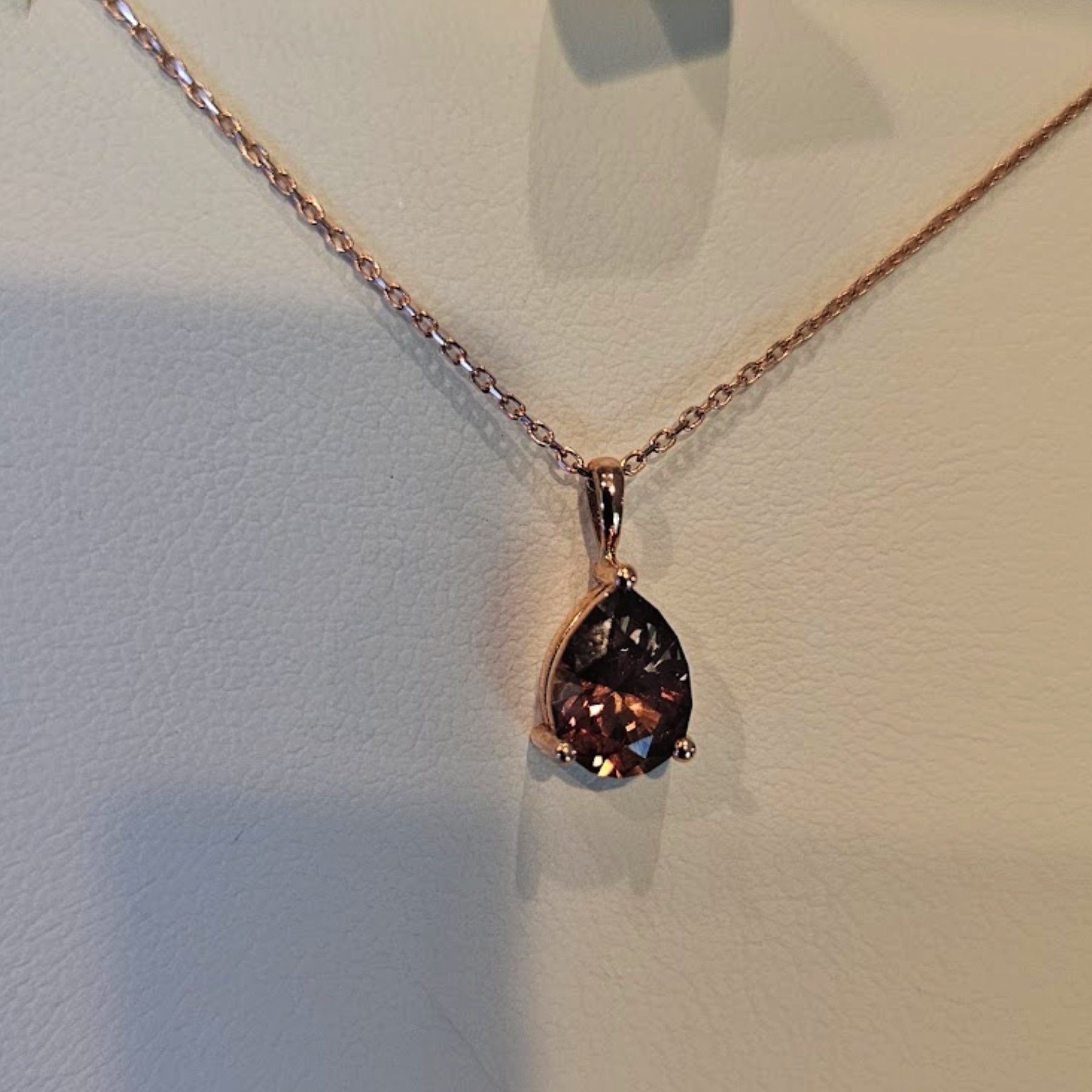 The BYO "Misty" Pendant in 14k rose gold with 1.74-Carat Umba Sapphire