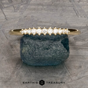 The "Paloma" band in 14k yellow gold